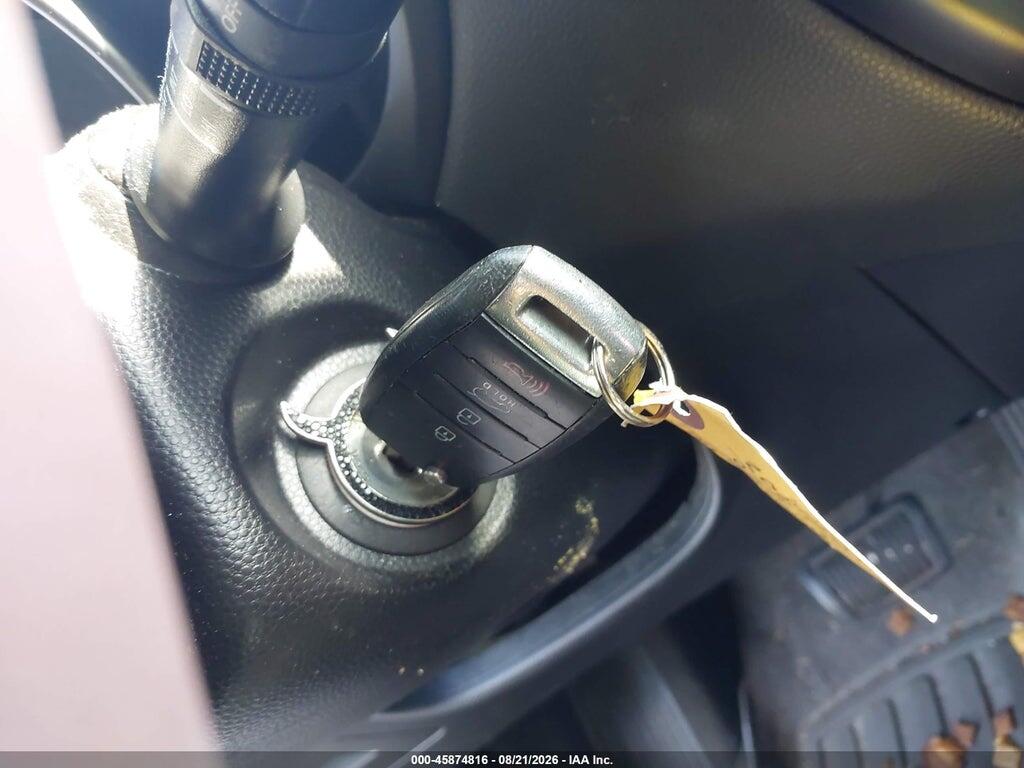 KNDJN2A2XG7314015 2016 KIA SOUL photo no. 11