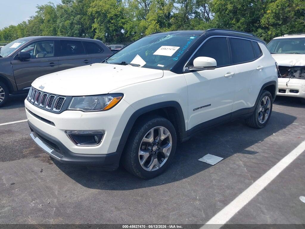3C4NJDCB1JT266378 2018 JEEP COMPASS photo no. 2