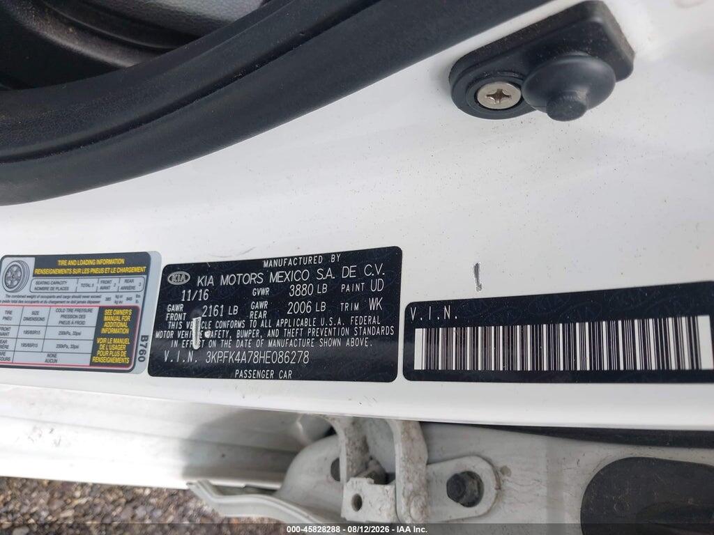 3KPFK4A78HE086278 2017 KIA FORTE photo no. 9