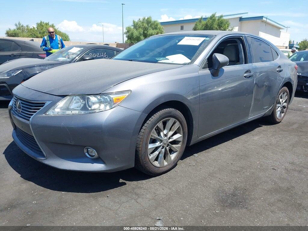 JTHBW1GG5F2088216 2015 LEXUS ES 300H photo no. 2