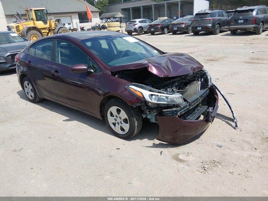 3KPFL4A71JE275518 2018 KIA FORTE photo no. 1
