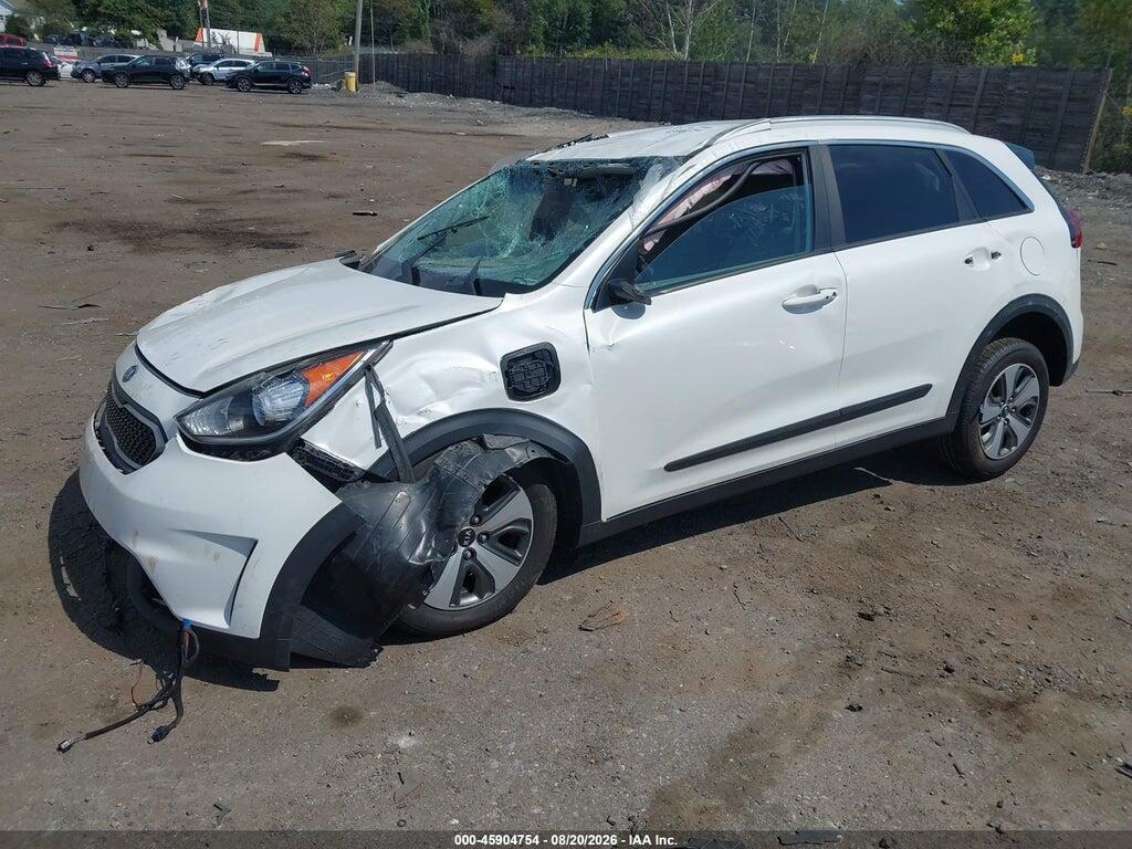 KNDCM3LD4J5156810 2018 KIA NIRO PLUG-IN HYBRID photo no. 2