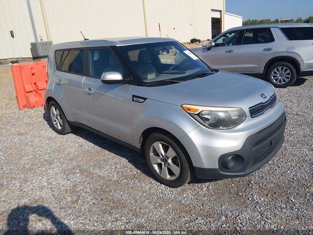 KNDJN2A27J7586707 2018 KIA SOUL photo no. 1