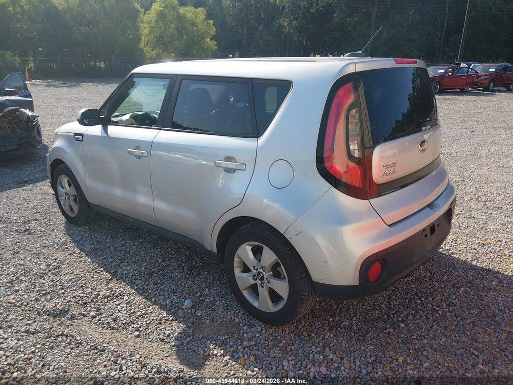 KNDJN2A27J7586707 2018 KIA SOUL photo no. 3