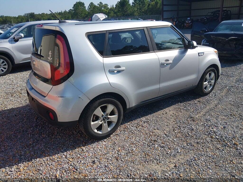 KNDJN2A27J7586707 2018 KIA SOUL photo no. 4