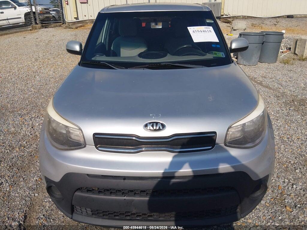 KNDJN2A27J7586707 2018 KIA SOUL photo no. 6