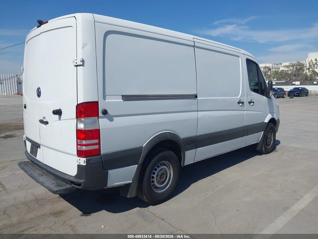 WD3PE7DD3GP301783 2016 MERCEDES-BENZ SPRINTER 2500 photo no. 4