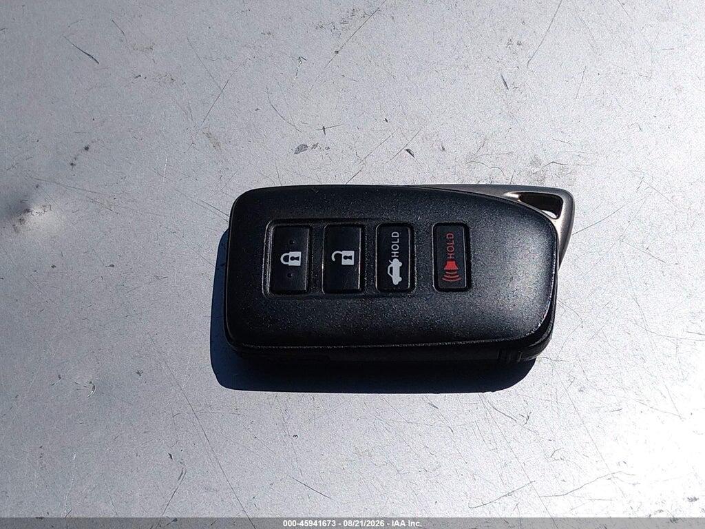 JTHBA1D26J5072587 2018 LEXUS IS 300 photo no. 11