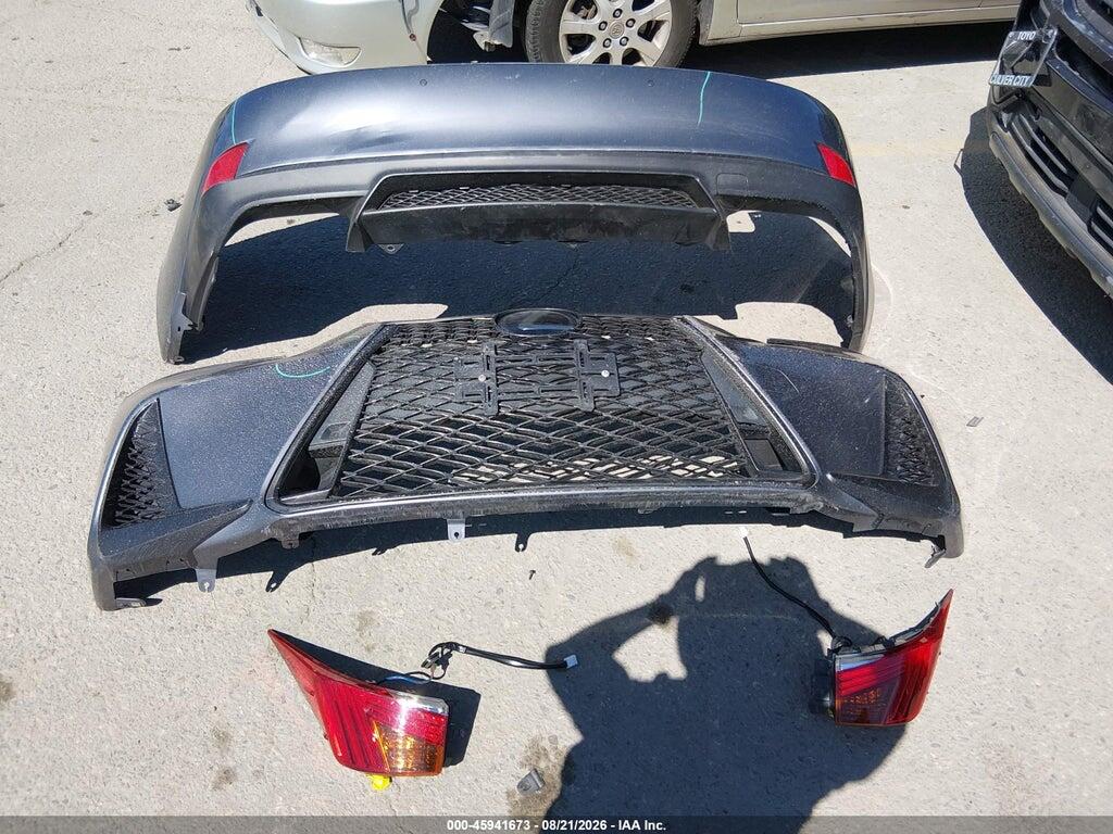 JTHBA1D26J5072587 2018 LEXUS IS 300 photo no. 12