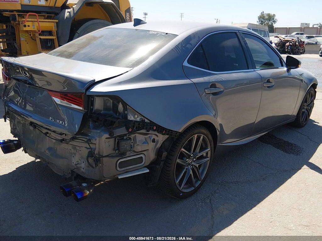 JTHBA1D26J5072587 2018 LEXUS IS 300 photo no. 4