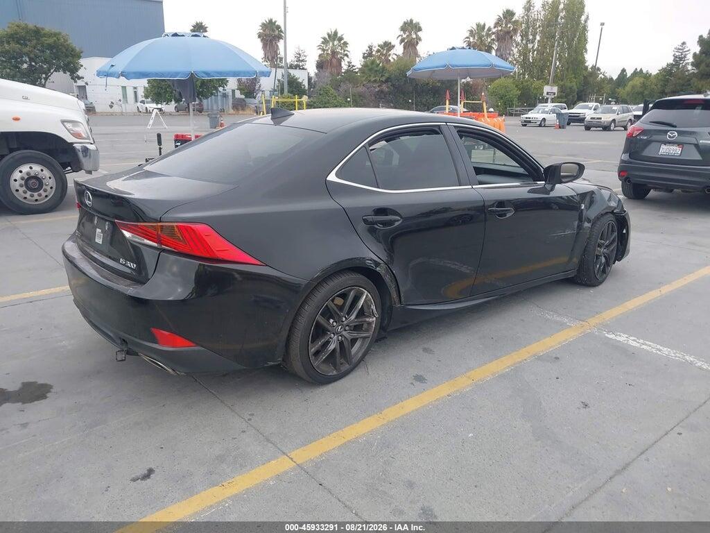 JTHBA1D28J5073708 2018 LEXUS IS 300 photo no. 4