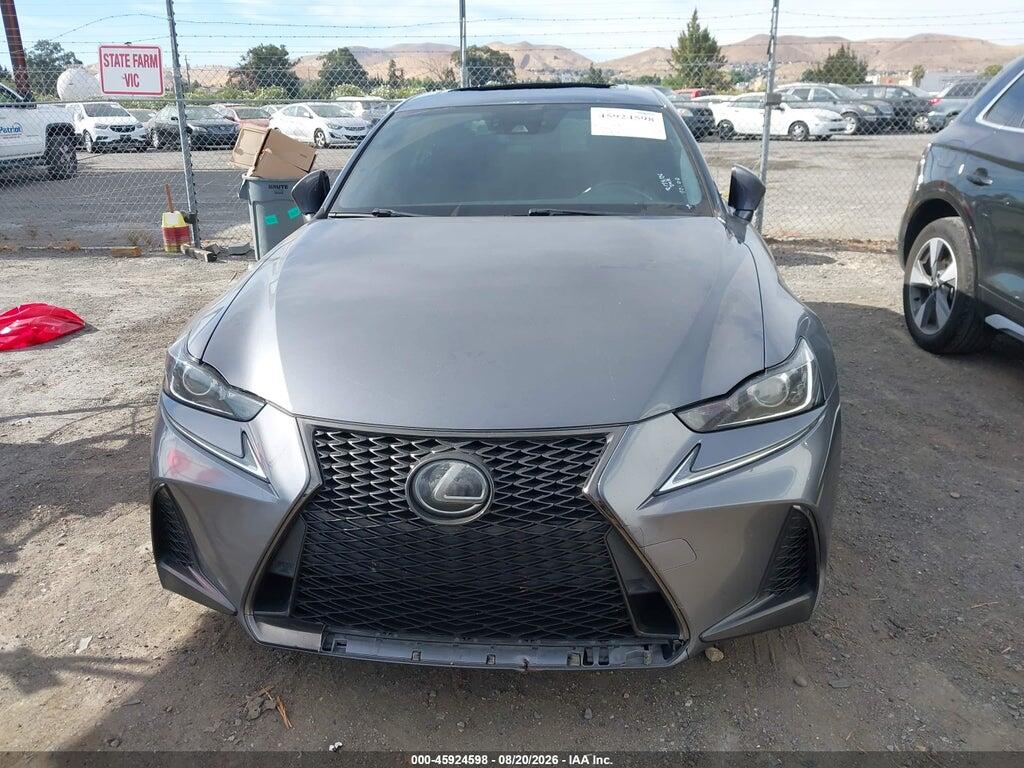JTHBA1D2XJ5082071 2018 LEXUS IS 300 photo no. 12