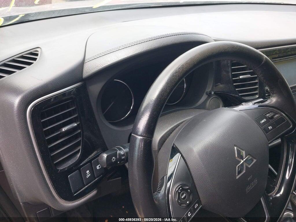 JA4AD2A34HZ041245 2017 MITSUBISHI OUTLANDER photo no. 7