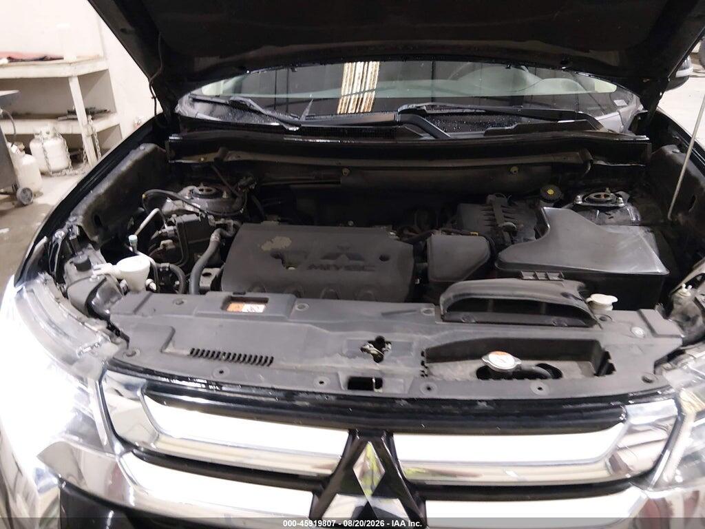 JA4AZ3A38HZ044687 2017 MITSUBISHI OUTLANDER photo no. 10