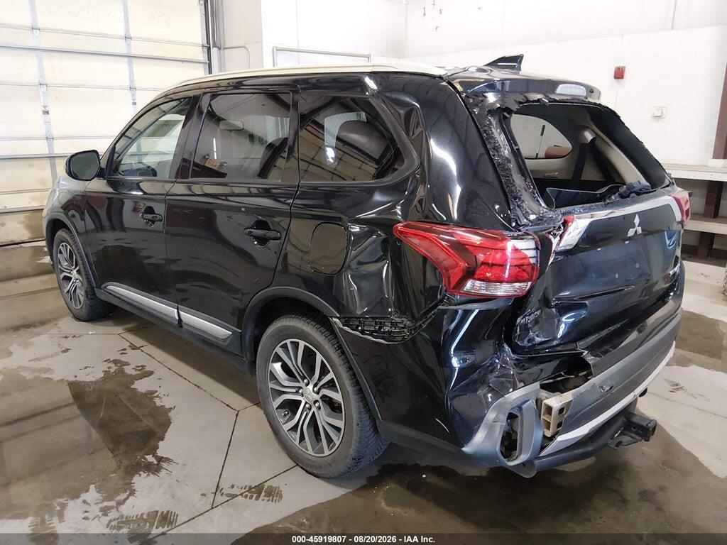 JA4AZ3A38HZ044687 2017 MITSUBISHI OUTLANDER photo no. 3