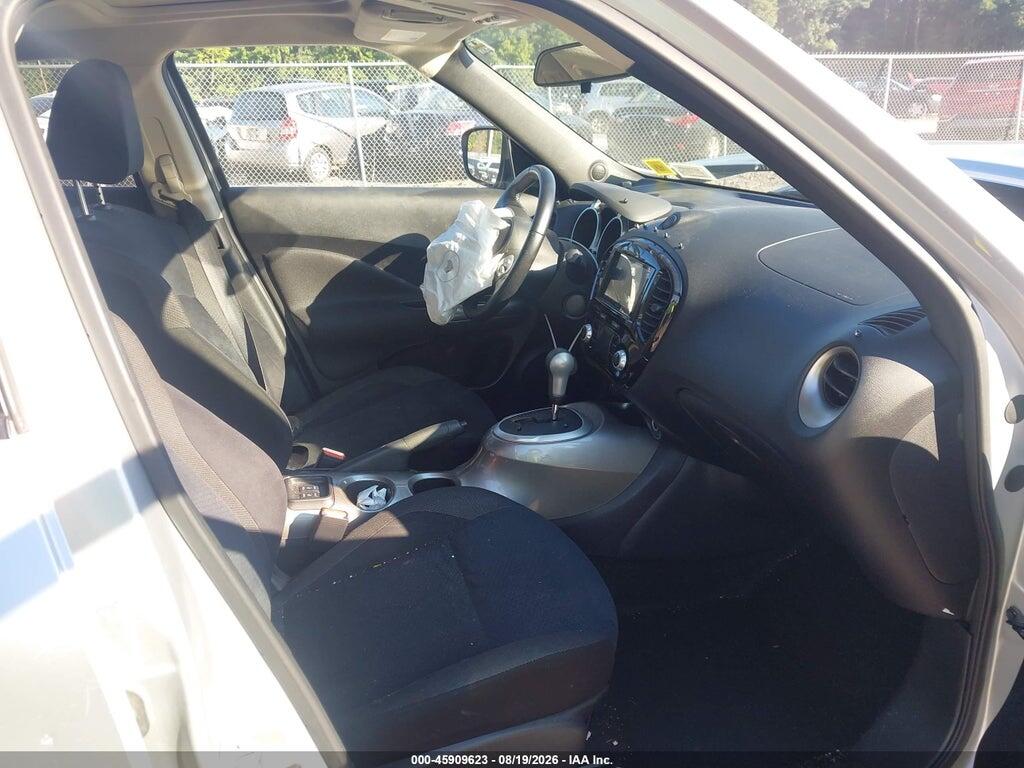 JN8AF5MR3HT704250 2017 NISSAN JUKE photo no. 5