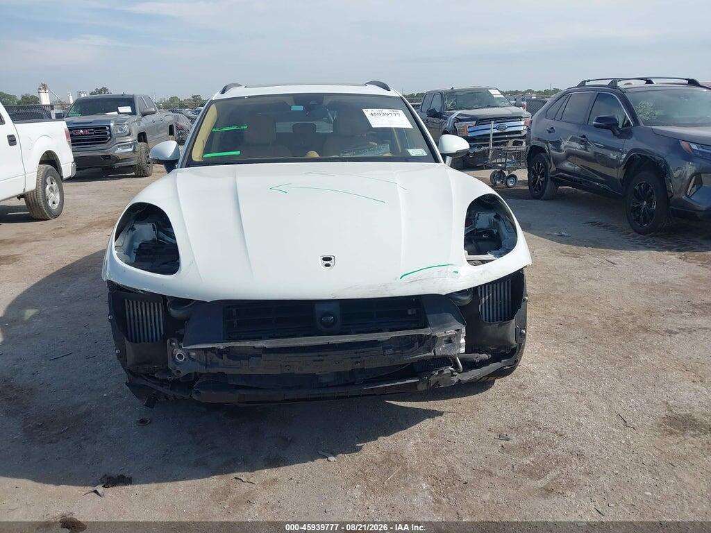 WP1AB2A5XHLB20241 2017 PORSCHE MACAN photo no. 12