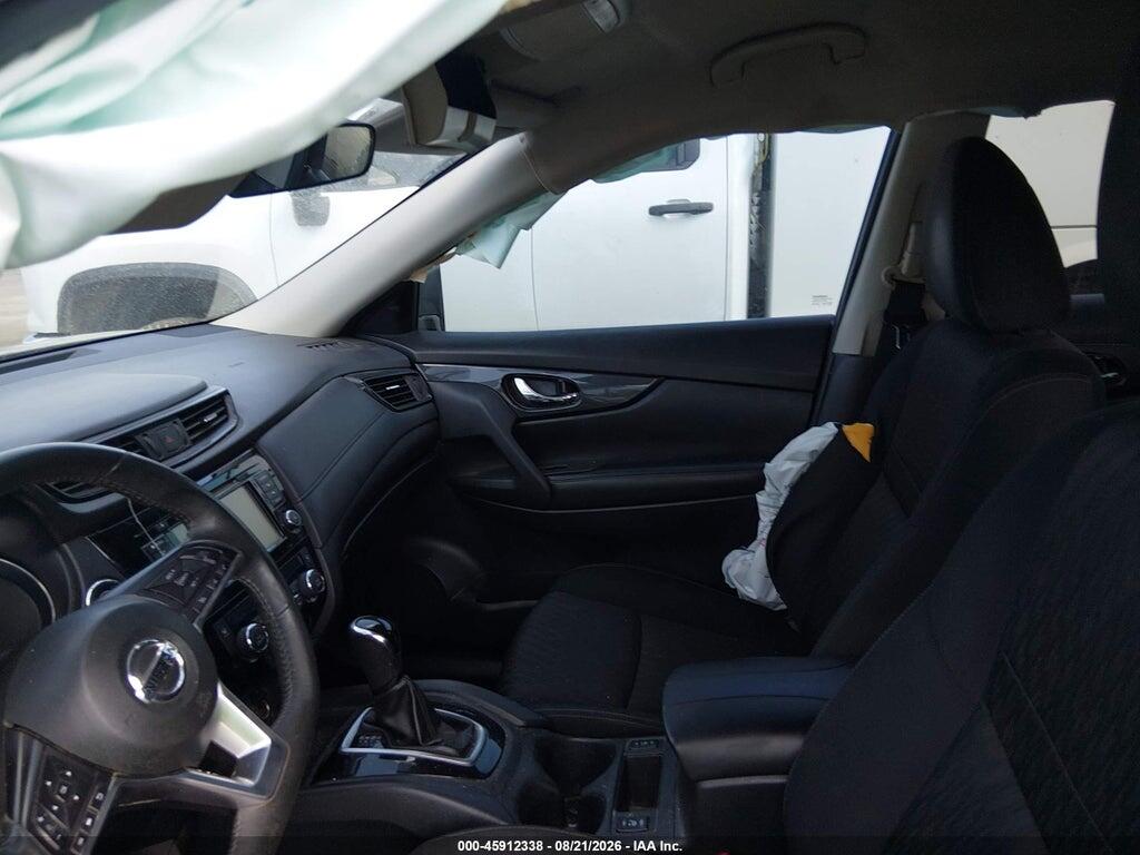 KNMAT2MT3JP552984 2018 NISSAN ROGUE photo no. 5
