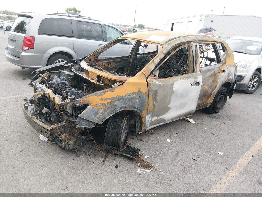 KNMAT2MVXJP536332 2018 NISSAN ROGUE photo no. 2