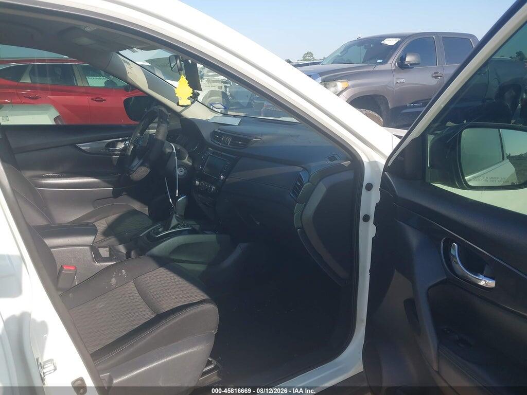 KNMAT2MT2JP602628 2018 NISSAN ROGUE photo no. 5