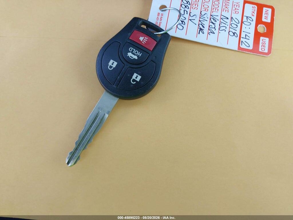 3N1CN7AP5JL885080 2018 NISSAN VERSA photo no. 11