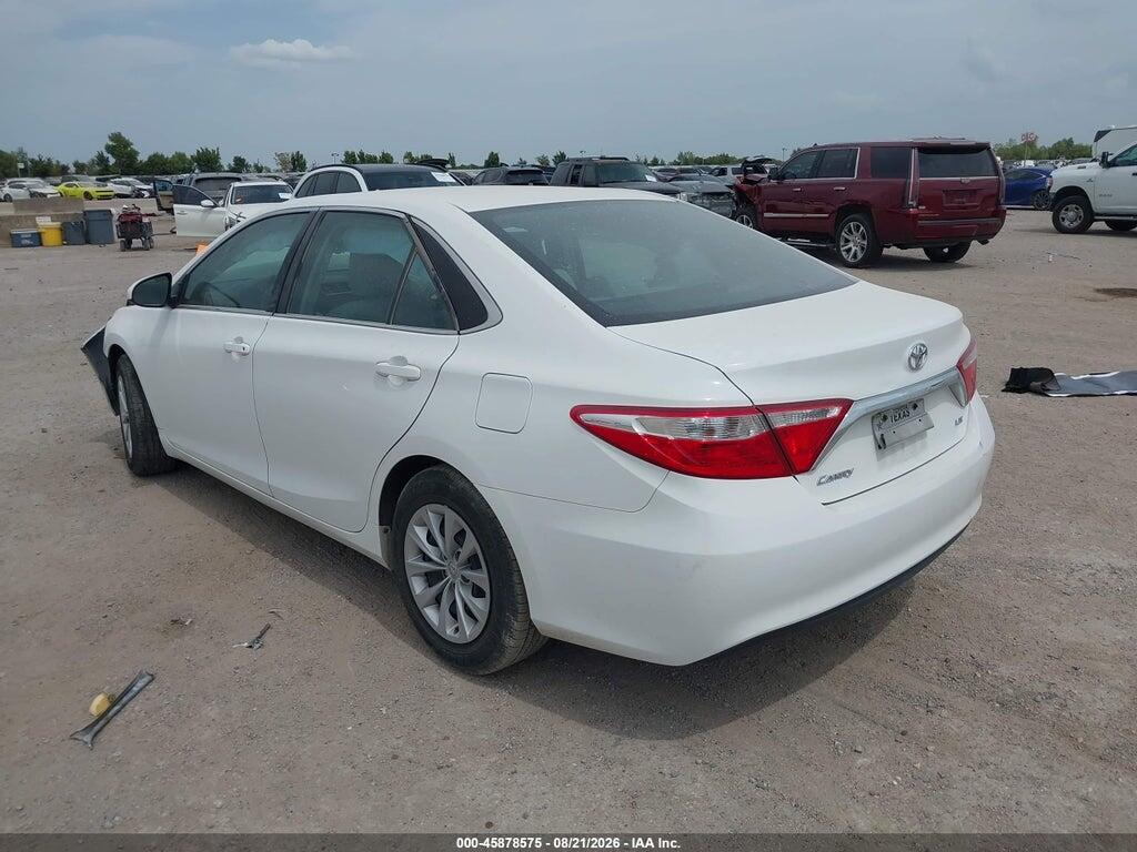 4T4BF1FK3FR477028 2015 TOYOTA CAMRY photo no. 3