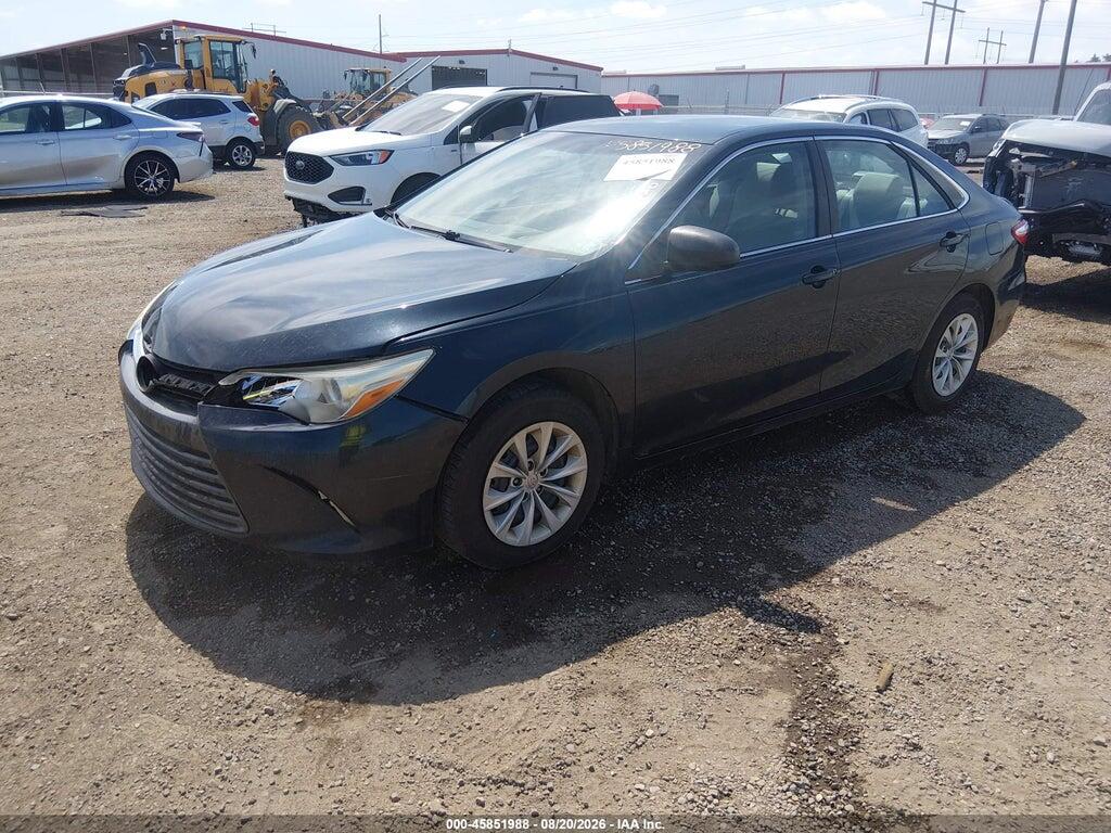 4T4BF1FK8FR461813 2015 TOYOTA CAMRY photo no. 2