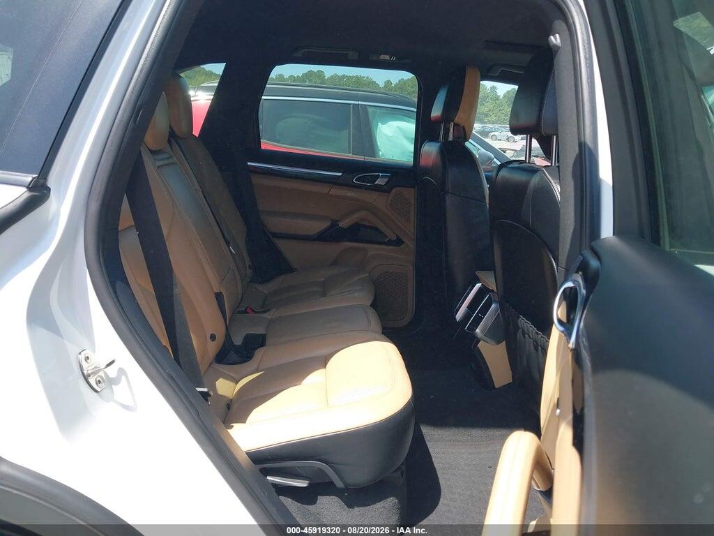WP1AA2A24JKA06532 2018 PORSCHE CAYENNE photo no. 8