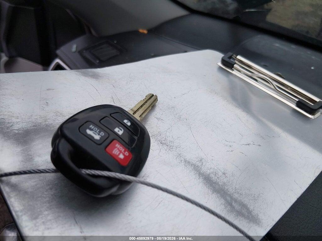 4T1BF1FK6GU244918 2016 TOYOTA CAMRY photo no. 11