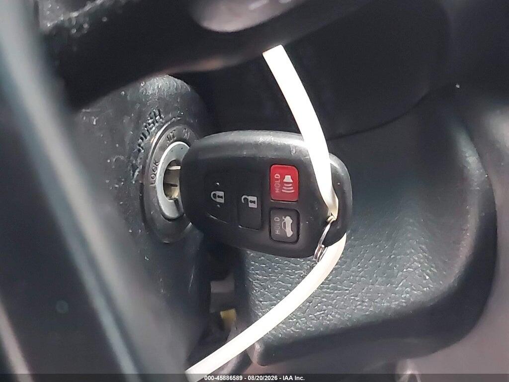 4T1BF1FK2GU154892 2016 TOYOTA CAMRY photo no. 11
