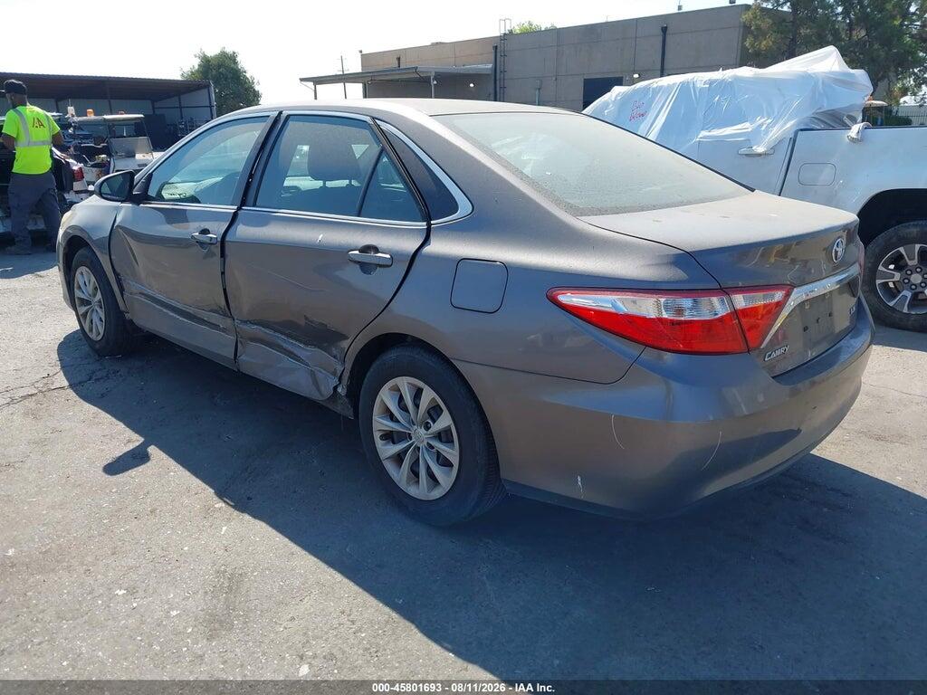 4T1BF1FK3GU171068 2016 TOYOTA CAMRY photo no. 3