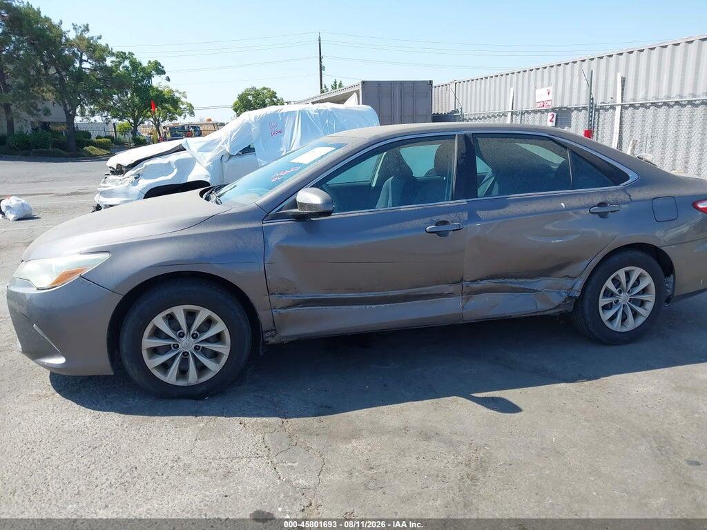 4T1BF1FK3GU171068 2016 TOYOTA CAMRY photo no. 6
