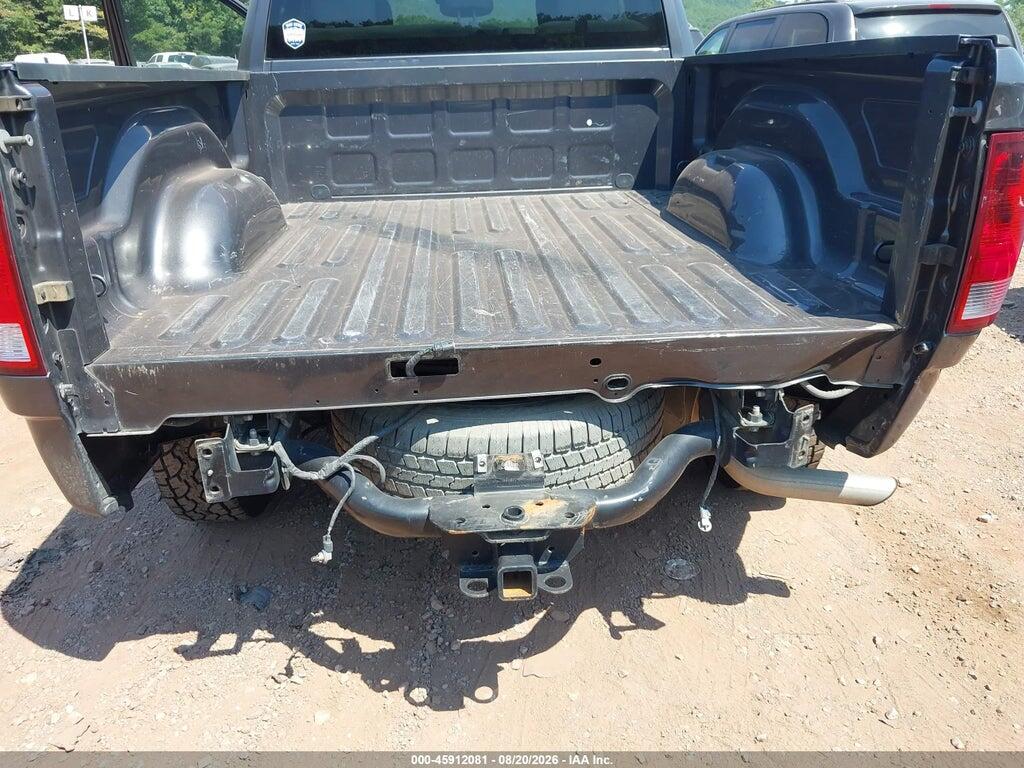 1C6RR6FG9JS210968 2018 RAM 1500 photo no. 6