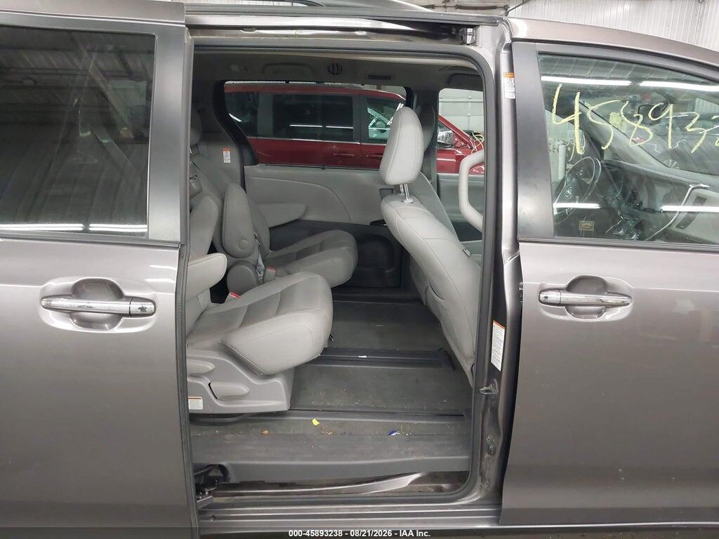 5TDYK3DC5FS545314 2015 TOYOTA SIENNA photo no. 8