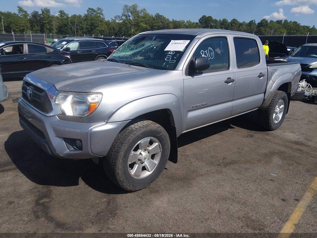 5TFJU4GN5FX078484 2015 TOYOTA TACOMA photo no. 2