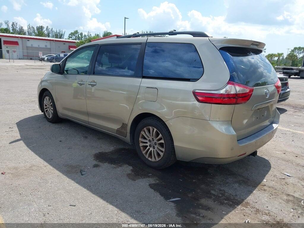 5TDYK3DC3GS759347 2016 TOYOTA SIENNA photo no. 3