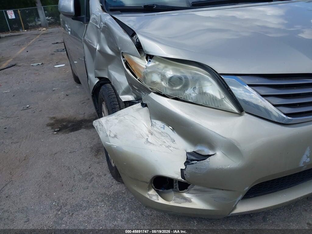 5TDYK3DC3GS759347 2016 TOYOTA SIENNA photo no. 6