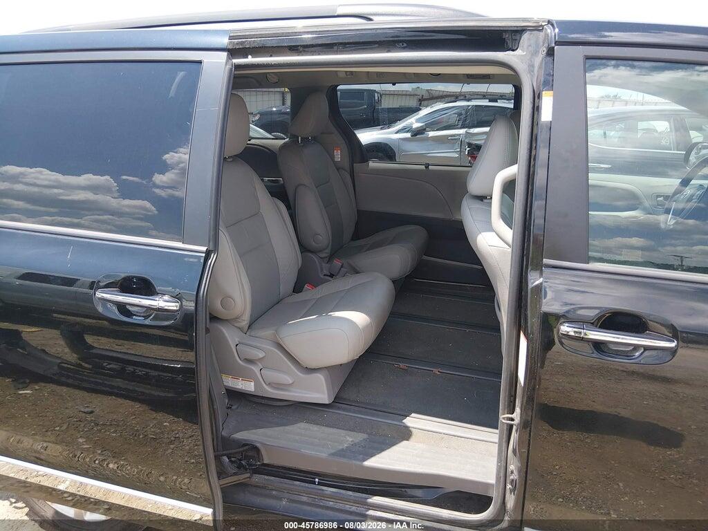 5TDDK3DC0GS129106 2016 TOYOTA SIENNA photo no. 8
