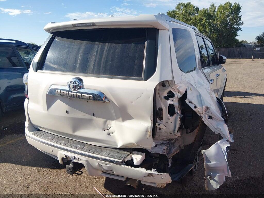 JTEBU5JR3H5468628 2017 TOYOTA 4RUNNER photo no. 4