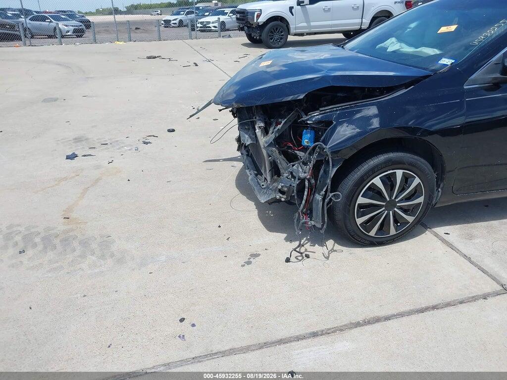 4T1BF1FK4HU651265 2017 TOYOTA CAMRY photo no. 6