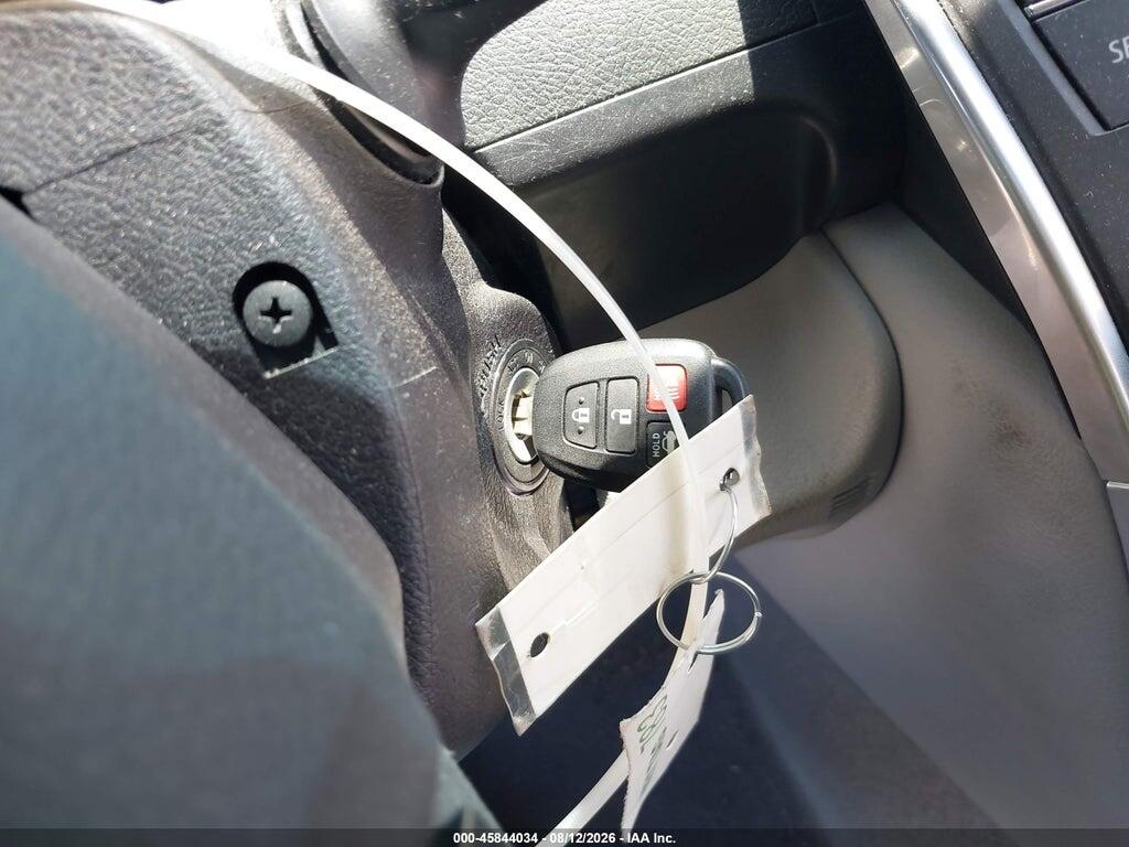 4T1BF1FK0HU689902 2017 TOYOTA CAMRY photo no. 11