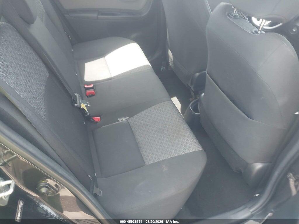 VNKKTUD31FA040321 2015 TOYOTA YARIS photo no. 8