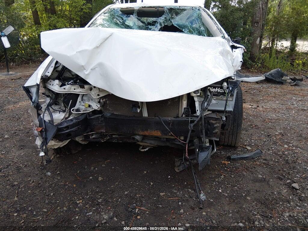 2T1BURHEXHC795190 2017 TOYOTA COROLLA photo no. 6