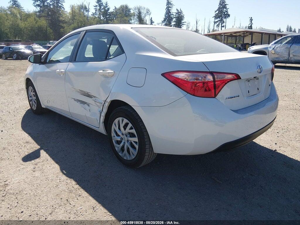 5YFBURHE3HP647592 2017 TOYOTA COROLLA photo no. 3