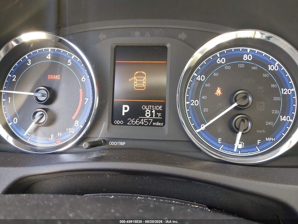 5YFBURHE3HP647592 2017 TOYOTA COROLLA photo no. 7