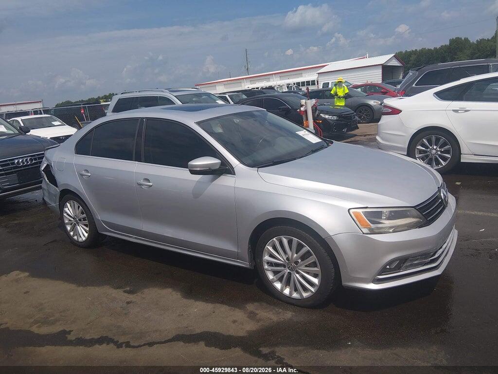 3VWD07AJ4FM410224 2015 VOLKSWAGEN JETTA photo no. 1