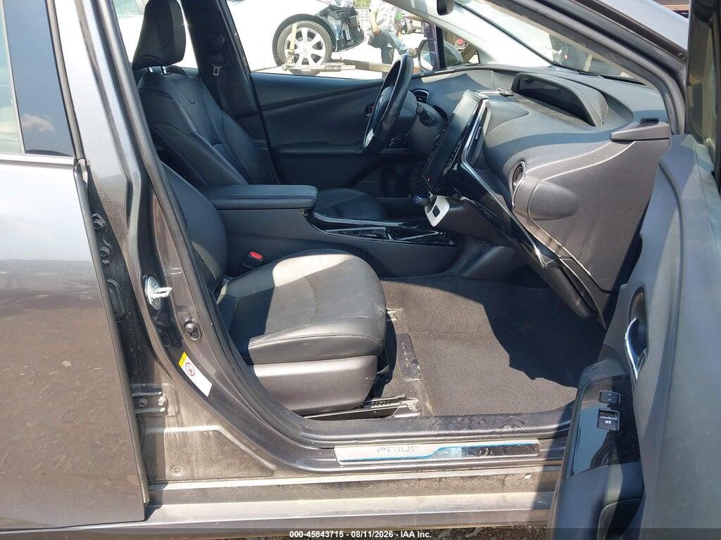 JTDKARFP4H3001564 2017 TOYOTA PRIUS PRIME photo no. 5