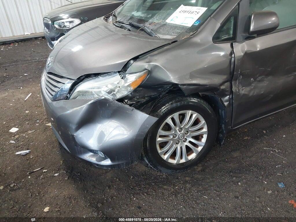 5TDYZ3DC4HS808486 2017 TOYOTA SIENNA photo no. 6