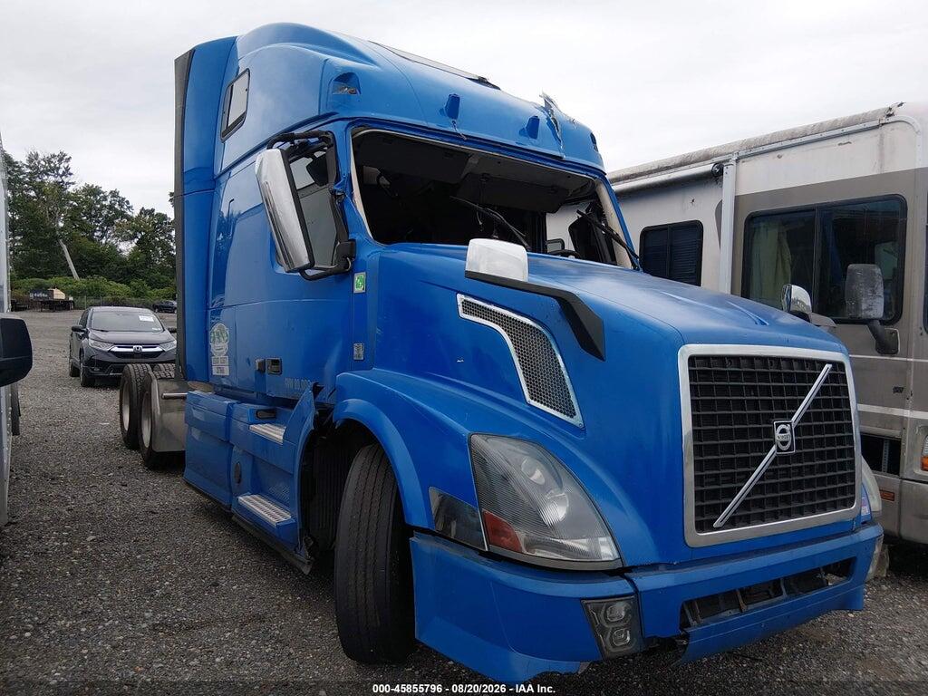 2015 VOLVO VN 4V4NC9EH4FN926160