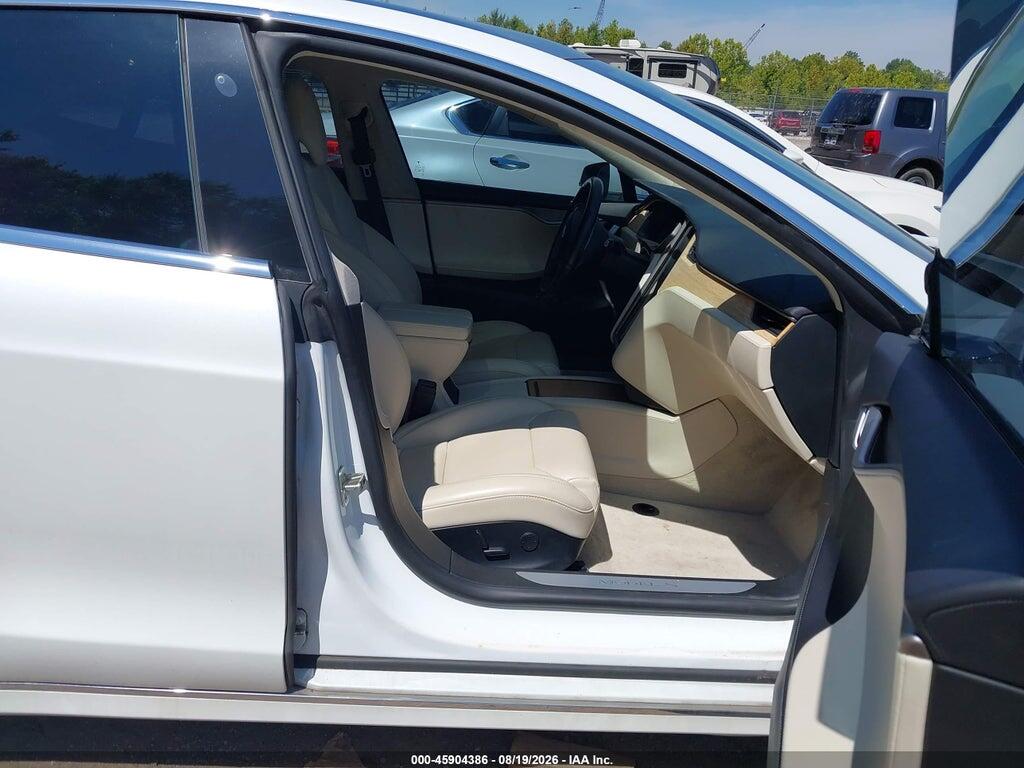 5YJSA1E2XJF282768 2018 TESLA MODEL S photo no. 5